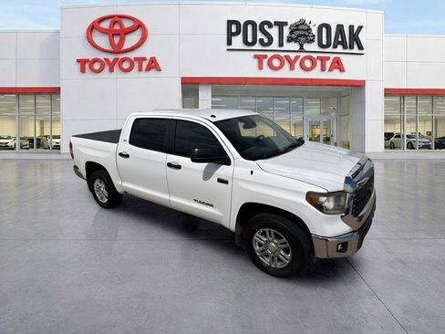 Used 2019 Toyota Tundra SR5 w/ SR5 Upgrade Package AWD/4WD image 6