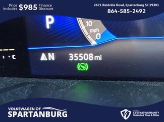 Used 2023 Volkswagen Tiguan SE video 3