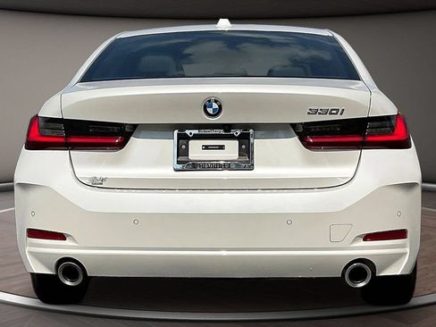 Used 2025 BMW 330i Sedan RWD image 5