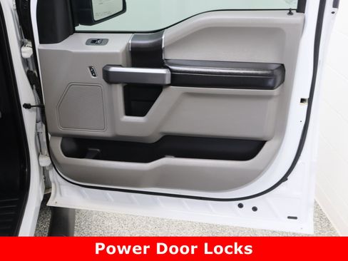 Used 2019 Ford F150 XLT image 31