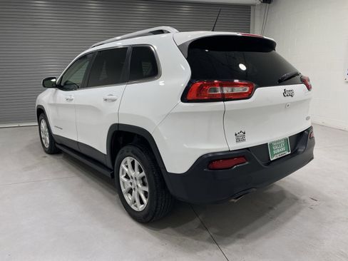Used 2015 Jeep Cherokee Latitude image 6