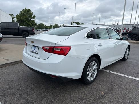 Used 2025 Chevrolet Malibu LT FWD image 3
