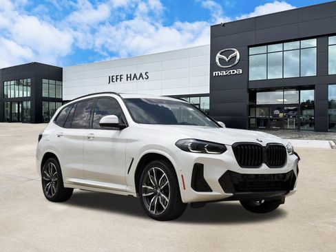 Used 2024 BMW X3 sDrive30i w/ Premium Package RWD image 4