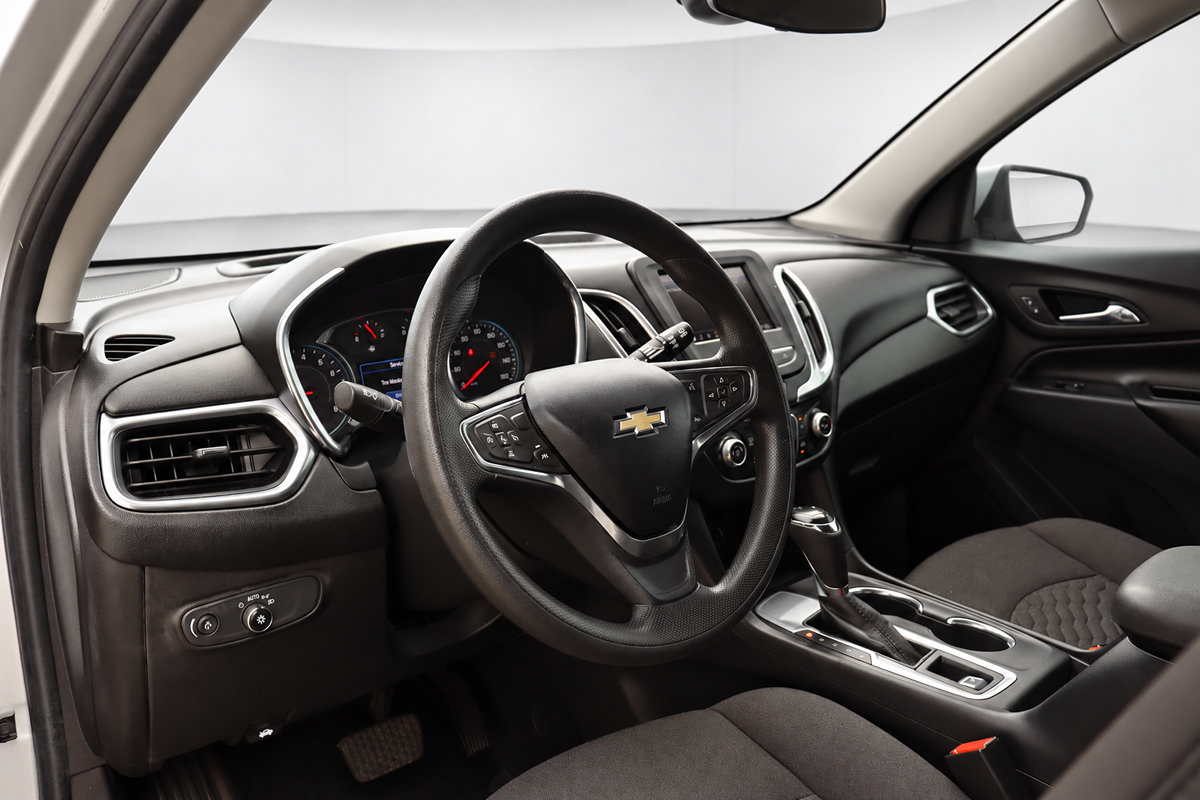 Used 2020 Chevrolet Equinox LT FWD image 26