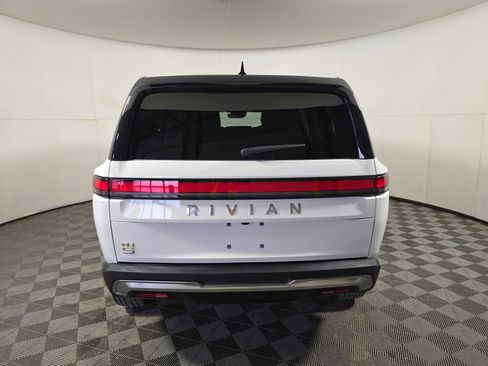 Used 2024 Rivian R1S Adventure AWD/4WD image 4