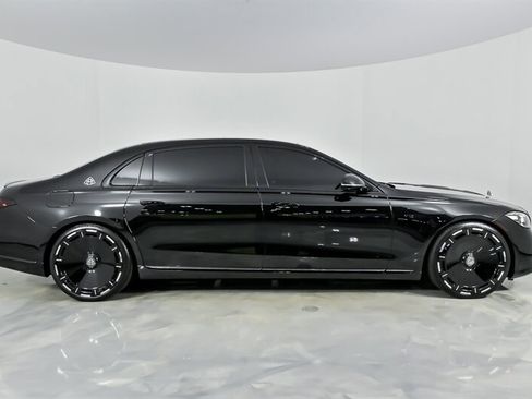Used 2024 Mercedes-Benz Maybach S 680 4MATIC image 14