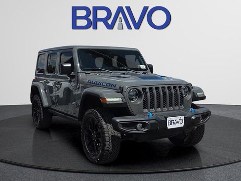 Used 2021 Jeep Wrangler Unlimited Rubicon 4xe w/ Cold Weather Group AWD/4WD image 2