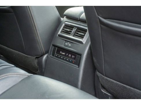 Used 2024 MAZDA CX-90 3.3 Turbo w/ Preferred Plus AWD/4WD image 18