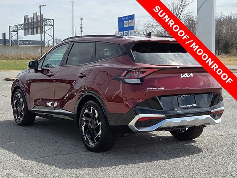 Used 2025 Kia Sportage SX image 4