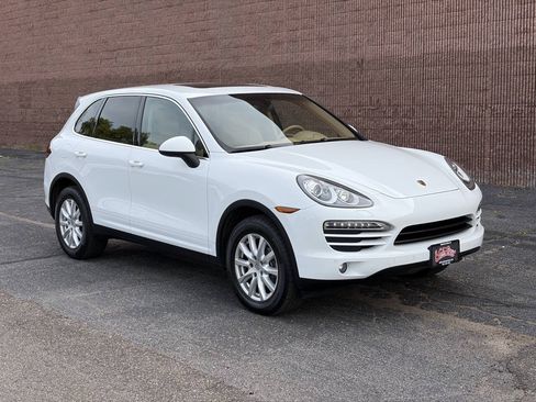Used 2012 Porsche Cayenne AWD/4WD image 1
