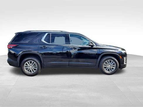 Certified 2023 Chevrolet Traverse LT FWD image 6
