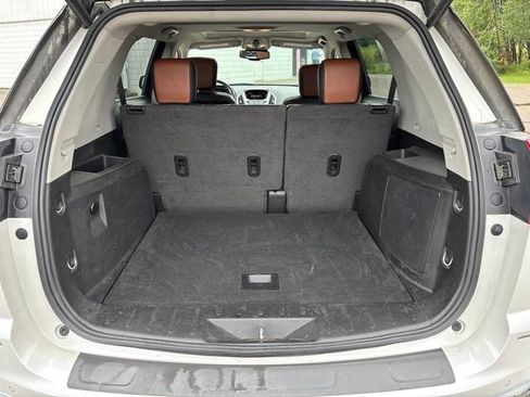 Used 2016 GMC Terrain SLT w/ Open Road Package FWD image 17