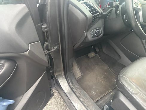 Used 2016 Ford Escape Titanium w/ Equipment Group 301A AWD/4WD image 13