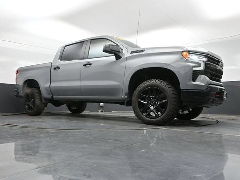 Used 2024 Chevrolet Silverado 1500 LT Trail Boss w/ Convenience Package II AWD/4WD image 42