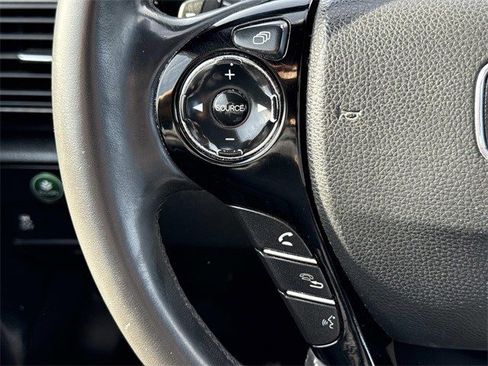 Used 2017 Honda Accord Sport image 24