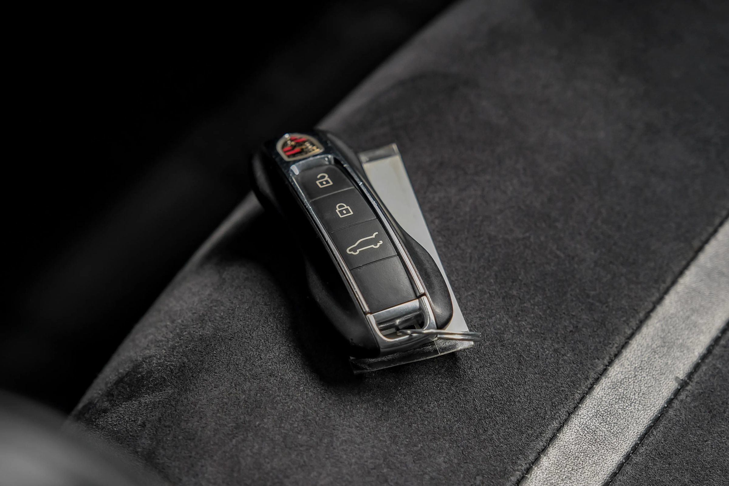 Used 2021 Porsche Cayenne GTS w/ Premium Package AWD/4WD image 73