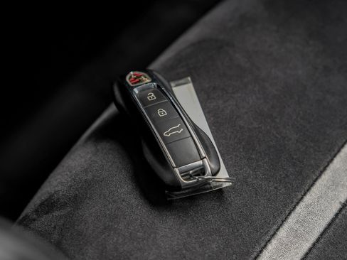 Used 2021 Porsche Cayenne GTS w/ Premium Package AWD/4WD image 73