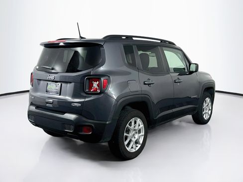Used 2022 Jeep Renegade Latitude w/ Convenience Group AWD/4WD image 9
