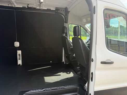 Used 2026 Ford Transit 250 148 Medium Roof w/ Load Area Protection Package RWD image 32