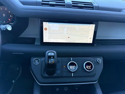 Used 2023 Land Rover Defender 110 X-Dynamic SE image 29
