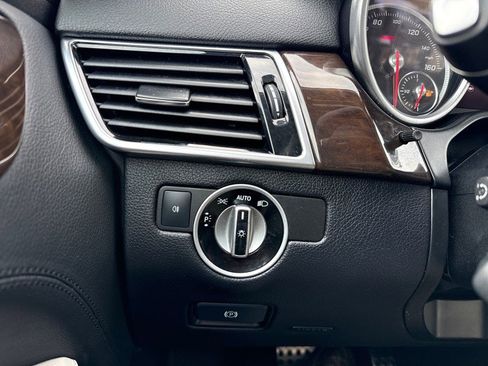 Used 2016 Mercedes-Benz GLE 400 4MATIC image 42