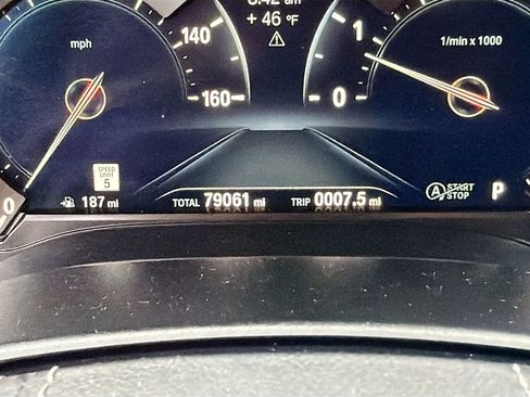 Used 2019 BMW 530i 530i w/ Convenience Package image 41