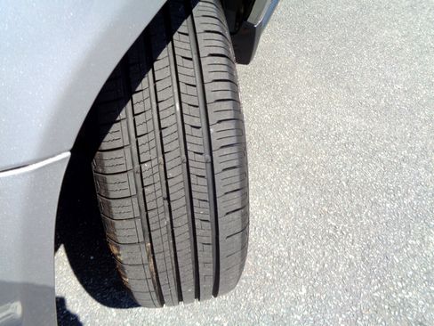 Used 2016 Jeep Compass Latitude image 8