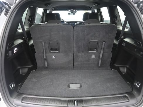 Used 2024 Jeep Grand Cherokee L Laredo RWD image 31