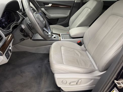 Used 2019 Audi Q5 Prestige w/ Prestige Package AWD/4WD image 5