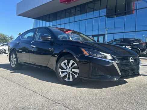 New 2025 Nissan Altima 2.5 S image 2