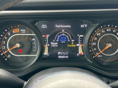 Used 2024 Jeep Wrangler Sahara image 25