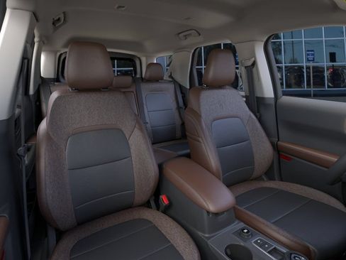 New 2025 Ford Bronco Sport Outer Banks w/ Outer Banks Tech Package+ AWD/4WD image 10
