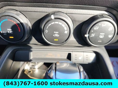 Used 2018 MAZDA MX-5 Miata Club image 30