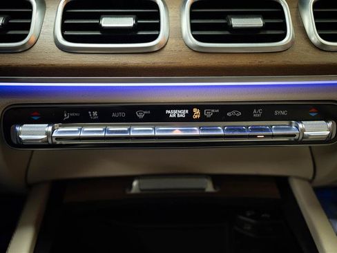 Used 2022 Mercedes-Benz GLE 350 4MATIC image 21