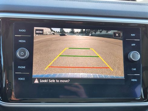 Used 2019 Volkswagen Atlas SEL image 25