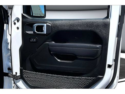 Certified 2025 Jeep Wrangler Unlimited Rubicon AWD/4WD image 48