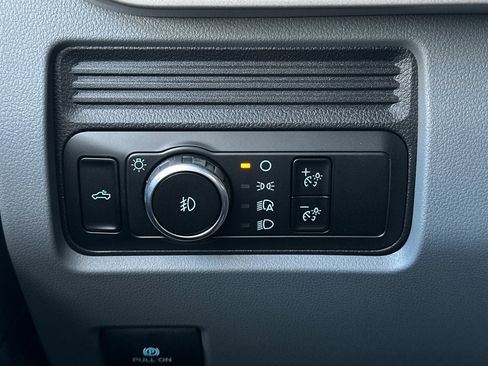 New 2026 Ford F250 XL w/ XL Chrome Package image 23