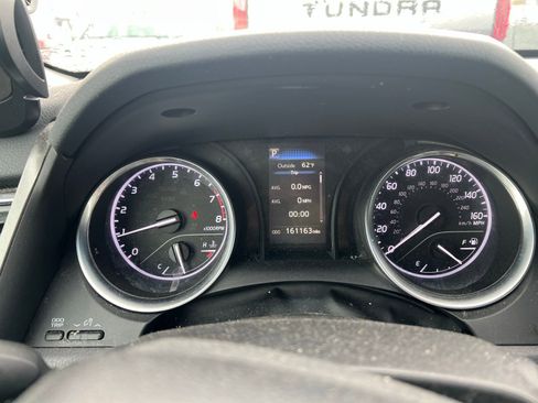 Used 2018 Toyota Camry LE image 7