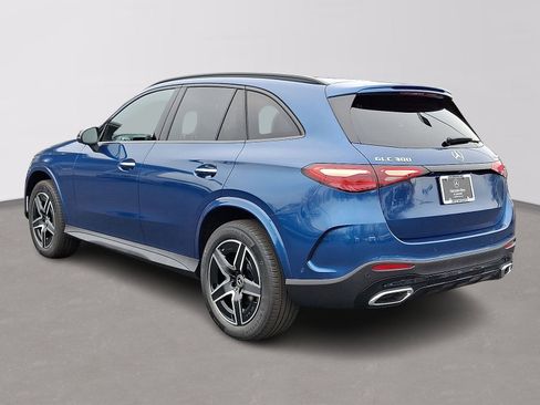 Used 2026 Mercedes-Benz GLC 300 GLC 300 image 6