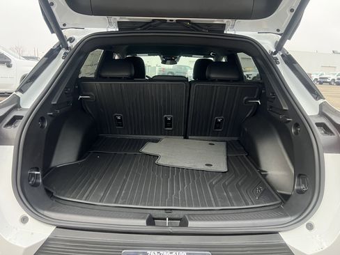 New 2026 Chevrolet Equinox EV LT image 10