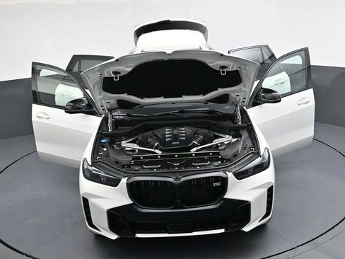 New 2026 BMW X5 M60i w/ Executive Package image 37