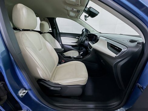 Used 2025 Buick Encore GX Preferred FWD image 30