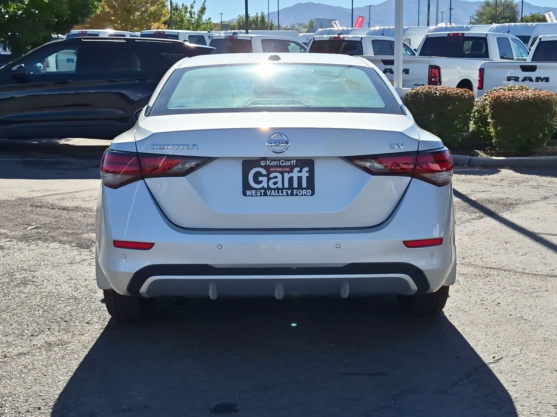 Used 2023 Nissan Sentra SV w/ All-Weather Package FWD image 5