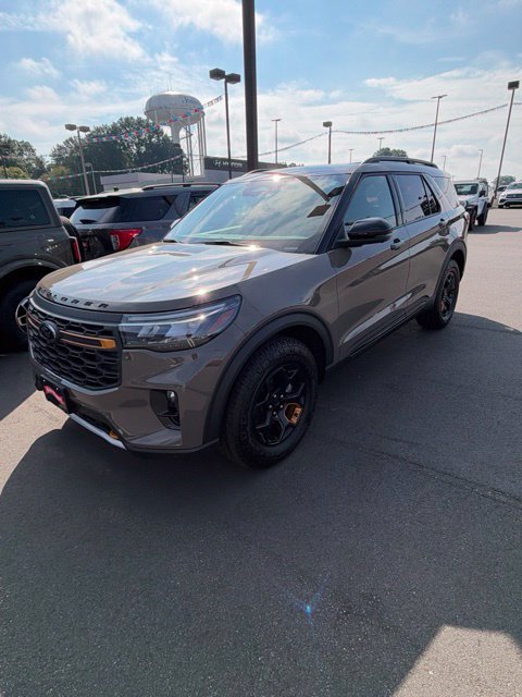 Used 2026 Ford Explorer Tremor w/ Tremor Ultimate Package AWD/4WD image 1