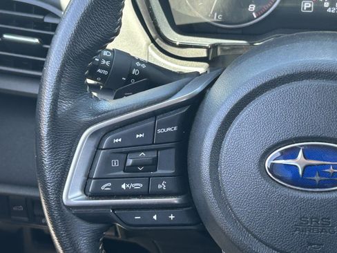 Used 2025 Subaru Outback Premium AWD/4WD image 24