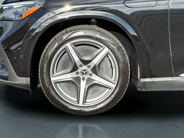 Certified 2025 Mercedes-Benz EQE 350+ 4MATIC SUV w/ AMG Line Exterior Package image 34