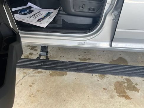 New 2026 RAM 3500 Laramie AWD/4WD image 16
