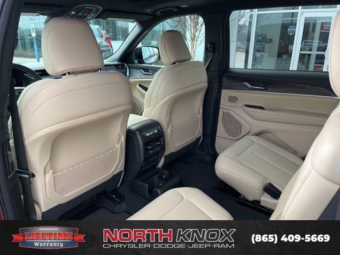 New 2026 Jeep Grand Cherokee L Limited image 19