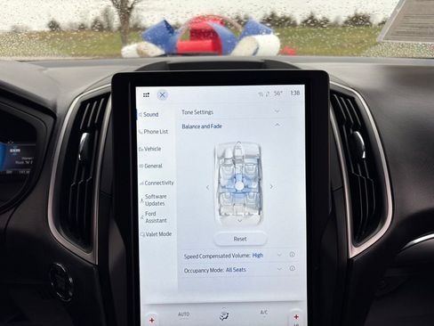 Used 2022 Ford Edge ST-Line image 36