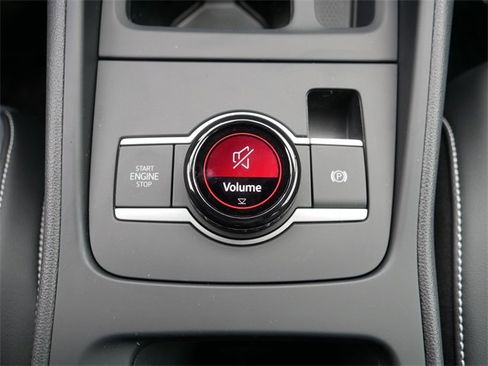 New 2026 Volkswagen Tiguan SE image 11